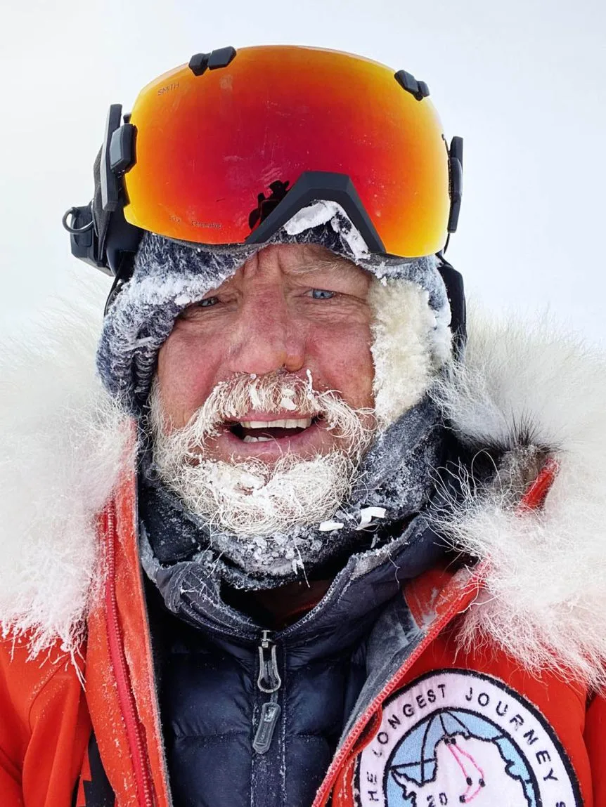 Cea mai lungă călătorie solo de-a lungul Antarcticii