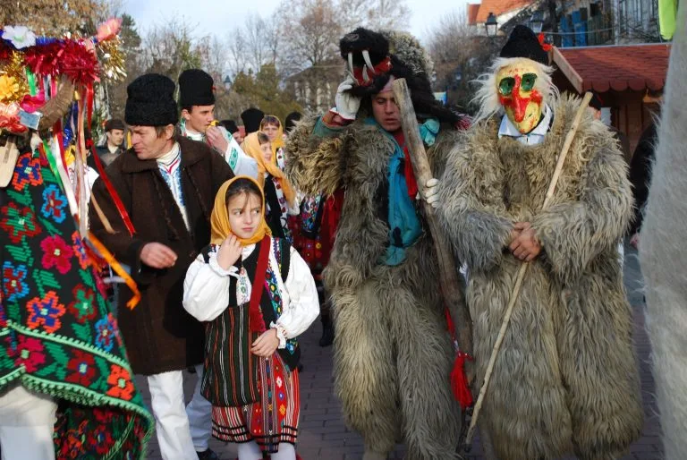 Bistrița-Năsăud: Atmosfera Crăciunului tradițional, recreată în curtea Complexului Muzeal