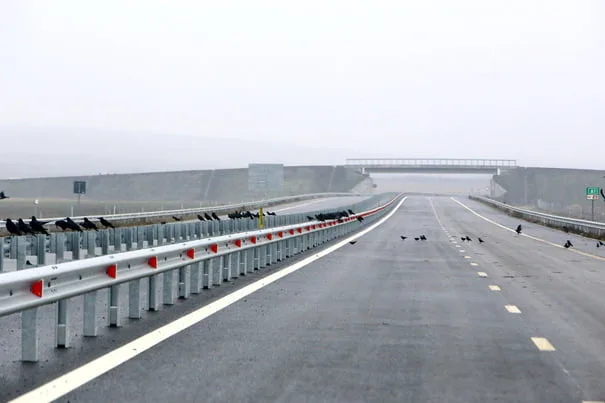 O familie din Alba Iulia a obținut în instanță oprirea lucrărilor la autostrada A10