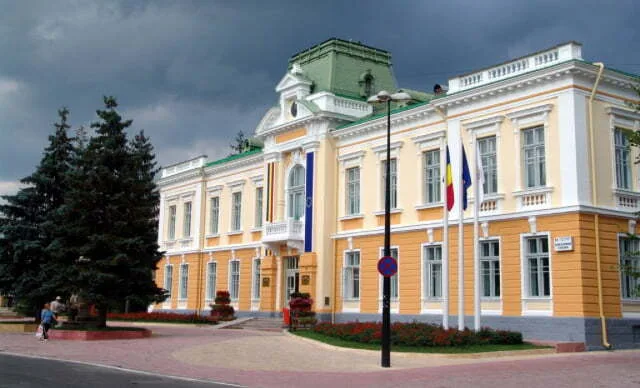 Vâlcea: Consiliul Judeţean şi Primăria Râmnicului, premiate la Gala Administraţiei.ro