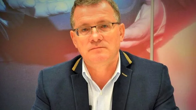 Ministrul Agriculturii, Nechita-Adrian Oros, deschide Târgul de Crăciun organizat în curtea MADR
