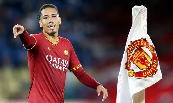 Chris Smalling ar putea fi transferat de AS Roma pentru aproximativ 20 de milioane de euro