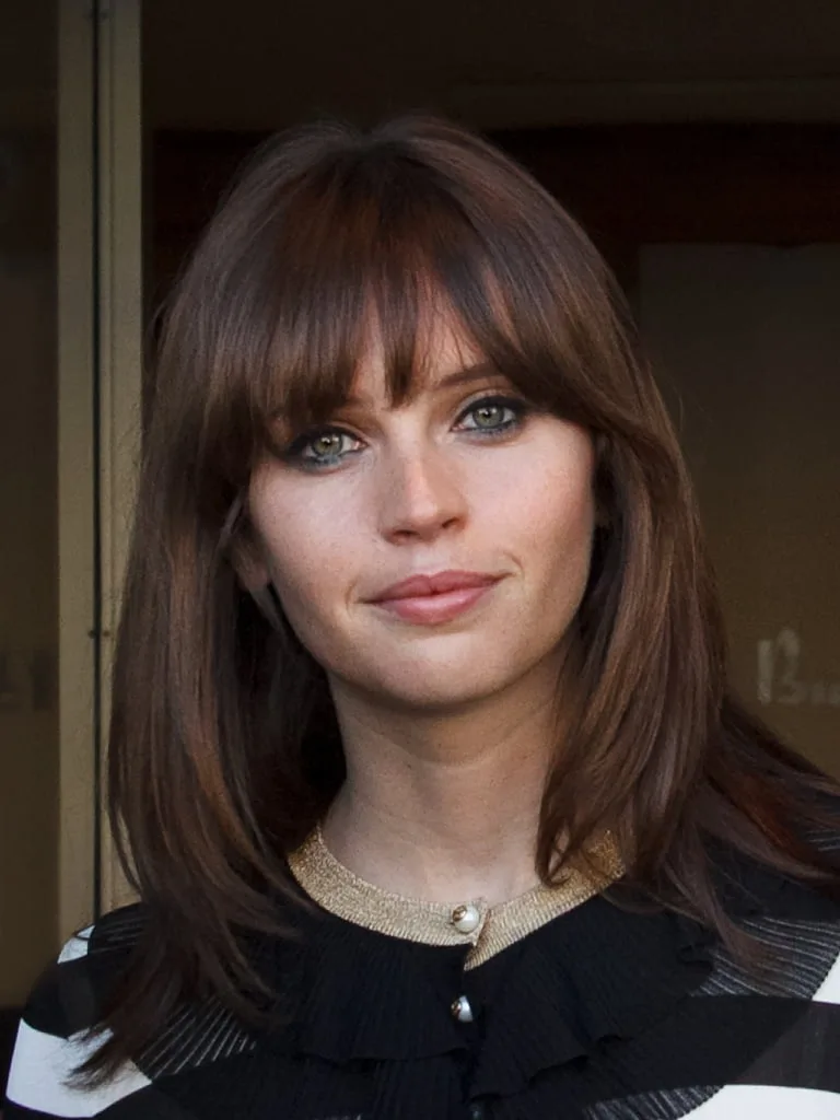 Actriţa britanică Felicity Jones aşteaptă primul copil