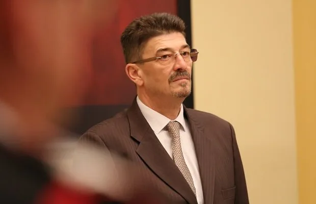 Fostul prefect Matei Lupu a intervenit la conducerea IPJ Caraş-Severin pentru a opri două anchete