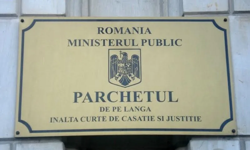 ÎCCJ decide miercuri dacă Petre Roman și Teodor Brateș vor fi urmăriți penal în dosarul Revoluției