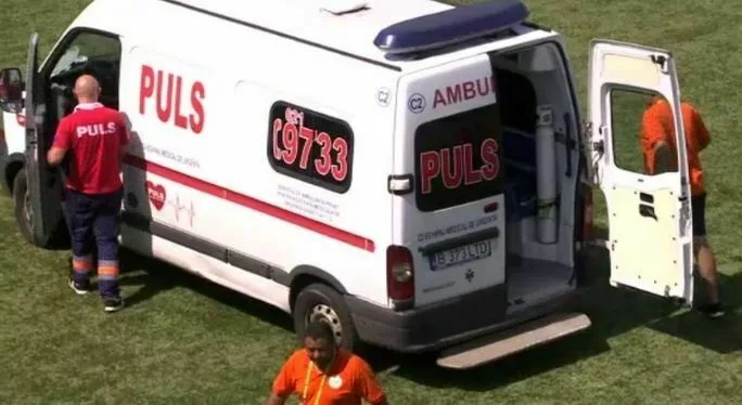Alisa Neață, arbitrul unei partide din Liga a IV-a, a fost lovită de un jucător și a ajuns la spital