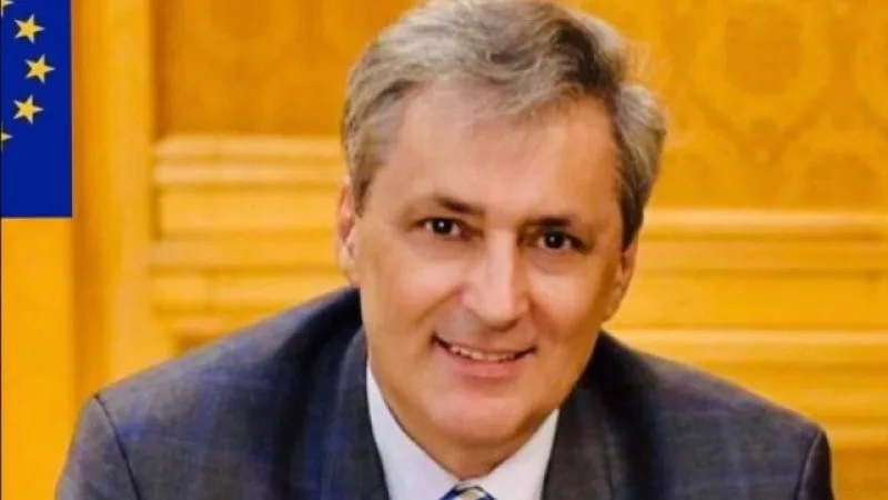 Vela:România are nevoie de piloţi – chemarea piloţilor din rezervă pentru SMURD este o soluţie de urgenţă