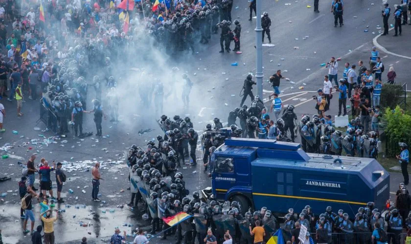 Nu au fost ameninţate instituţii ale statului la protestele din 10 august 2018 spune Ministrul de Interne