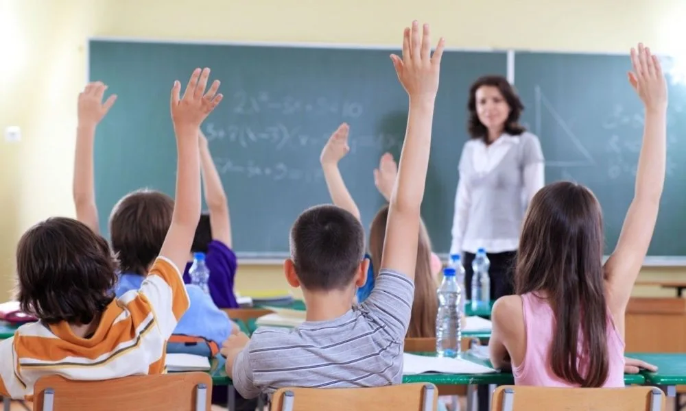 Elevii din Ilfov au acces gratuit, începând de joi, la primul laborator inteligent din județ
