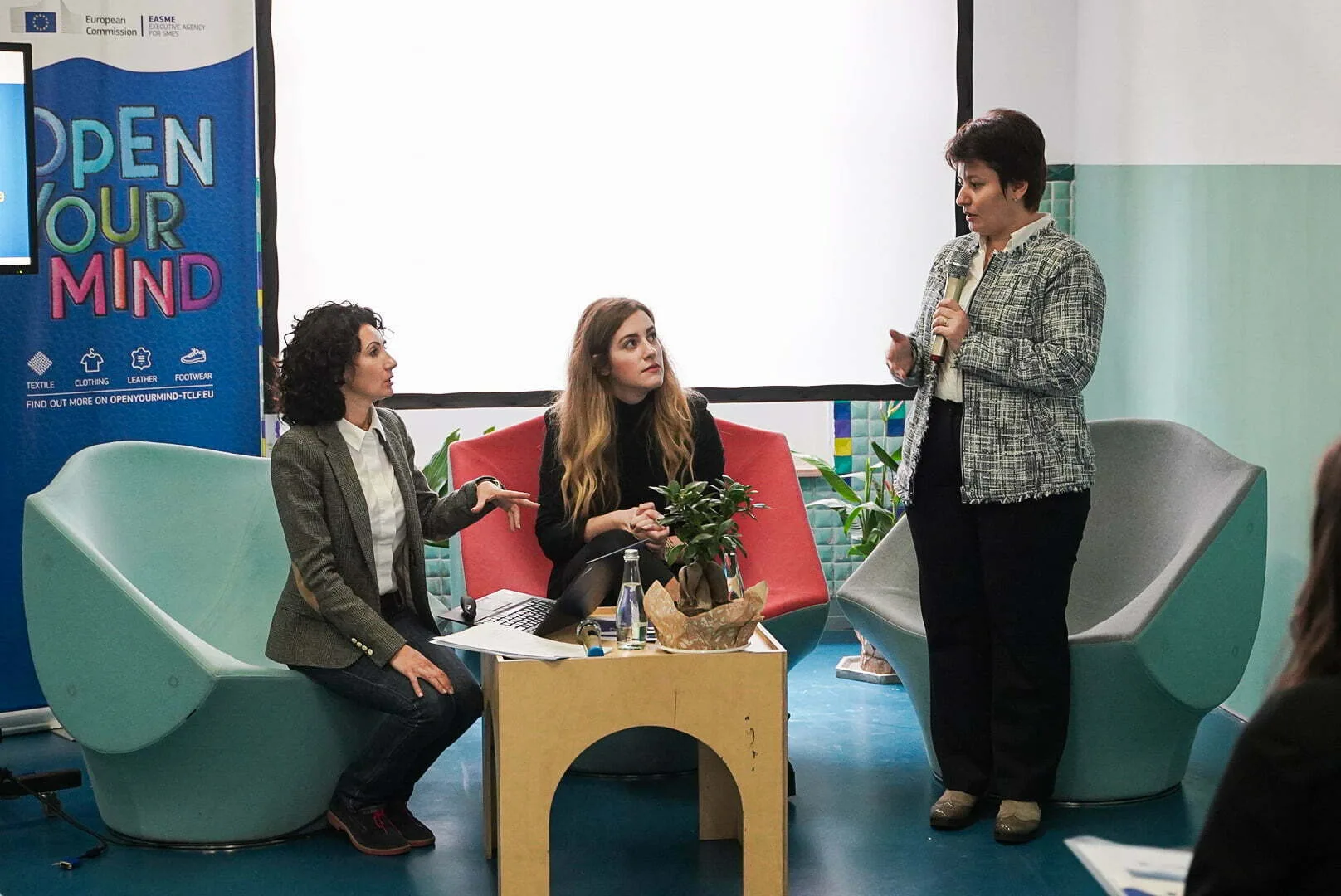 Noi oportunități de integrare profesională a tinerilor în industria textile∕îmbrăcăminte∕pielărie∕încălțăminte