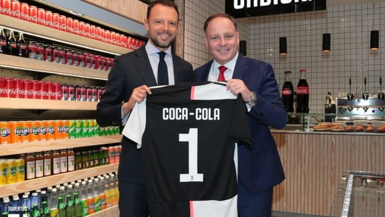 Juventus Torino a anunțat începerea unui parteneriat cu Coca-Cola