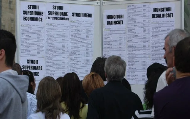 Principalele obiective profesionale ale românilor, în 2020