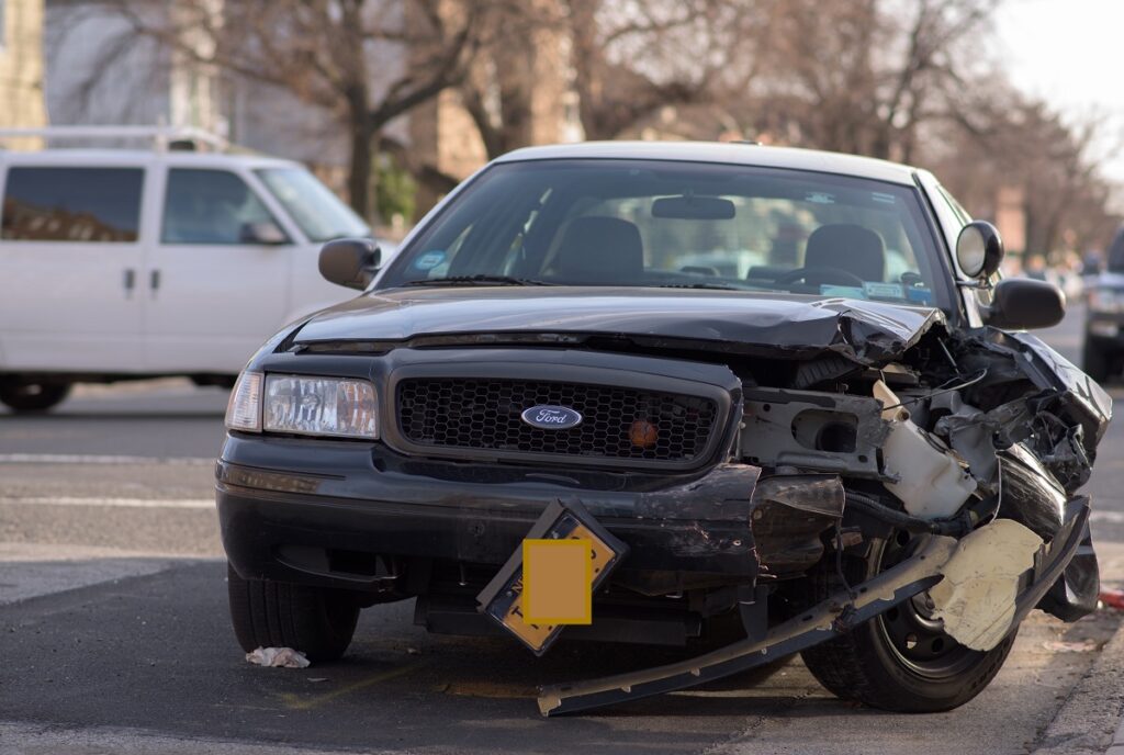 masina-avariata-accident-raport-vin-istoric