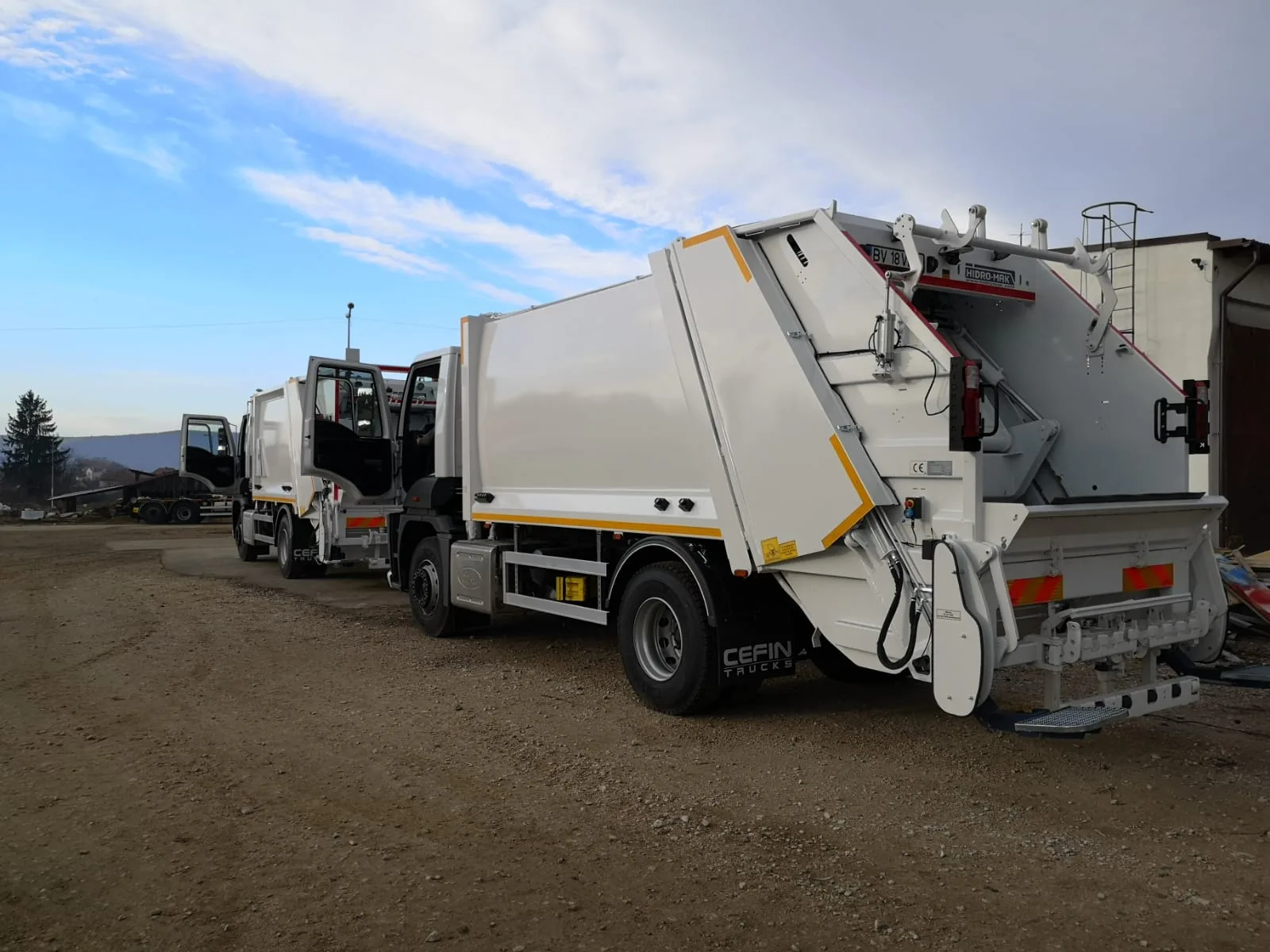 Braşov: Operatorul depozitului de deşeuri a restricţionat accesul firmei Hidro Sal; conflictul – mediat de prefect
