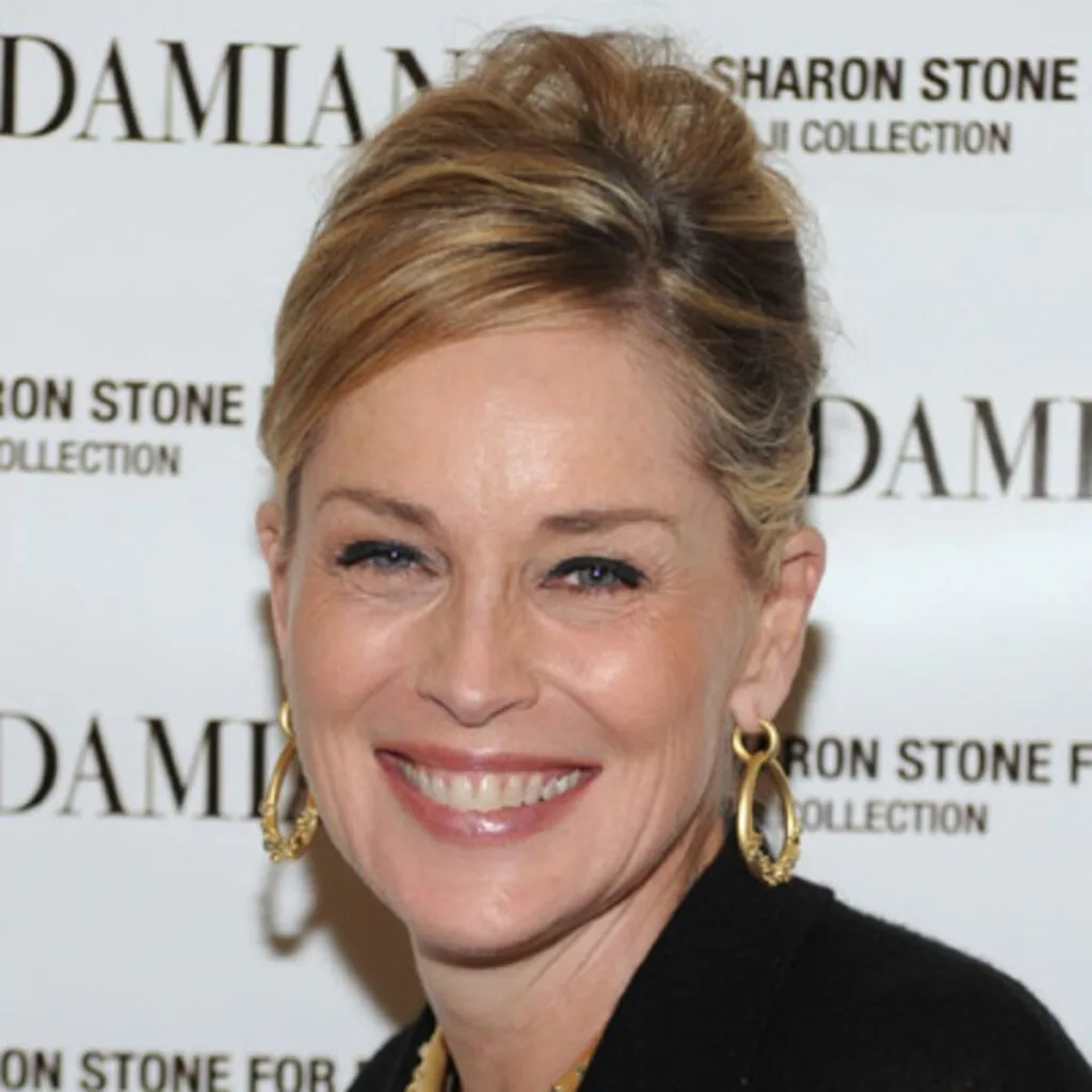 sharon-stone-9542584-1-402