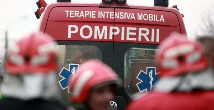 Hunedoara: Misiune de salvare a unei persoane căzută şi rămasă inconştientă într-o râpă din Munţii Orăştiei