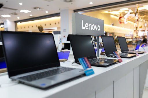Care este diferența între ThinkPad și IdeaPad