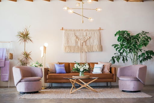 Living în stil scandinav: 6 idei de amenajare și ponturi utile