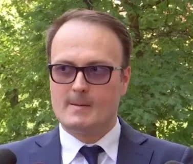 Cel mai mare scor la prezidențiale în comuna de unde a dispărut Alexandra Măceșanu