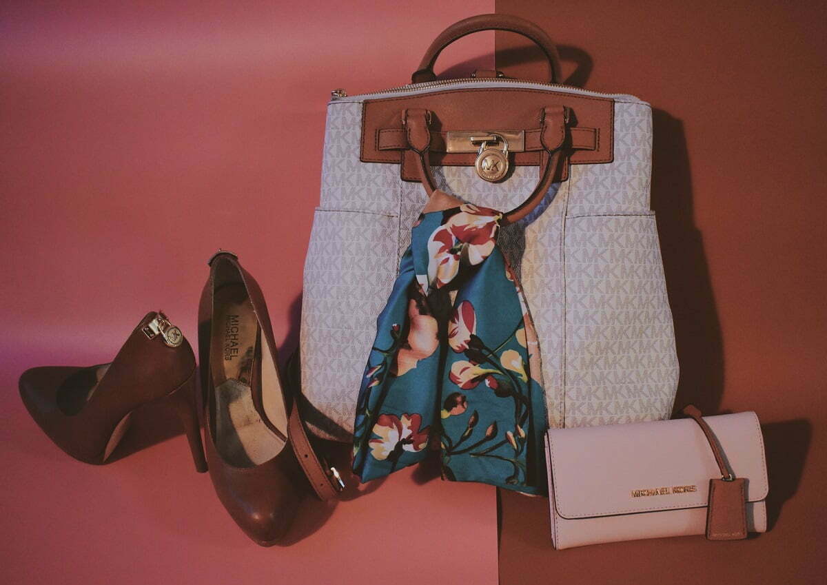 5 modele de pantofi Michael Kors și cum să-i asortezi
