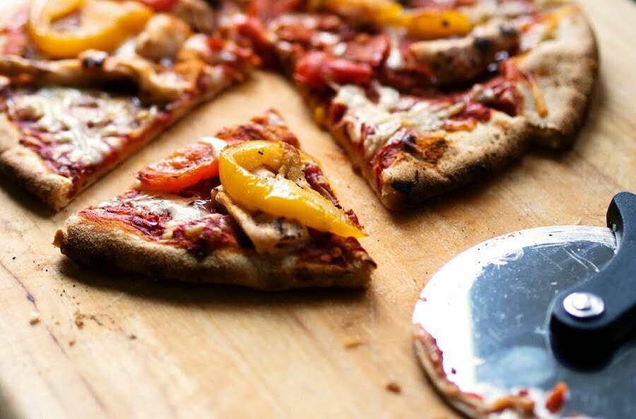 Blatul de pizza: sfaturi pentru rețeta perfectă