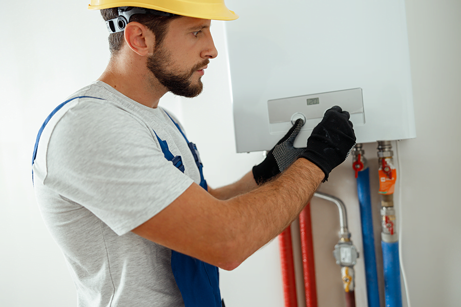 Vrei să investești într-o centrală termică pe gaz? Vezi care sunt avantajele și dezavantajele pe care trebuie să le cunoști!