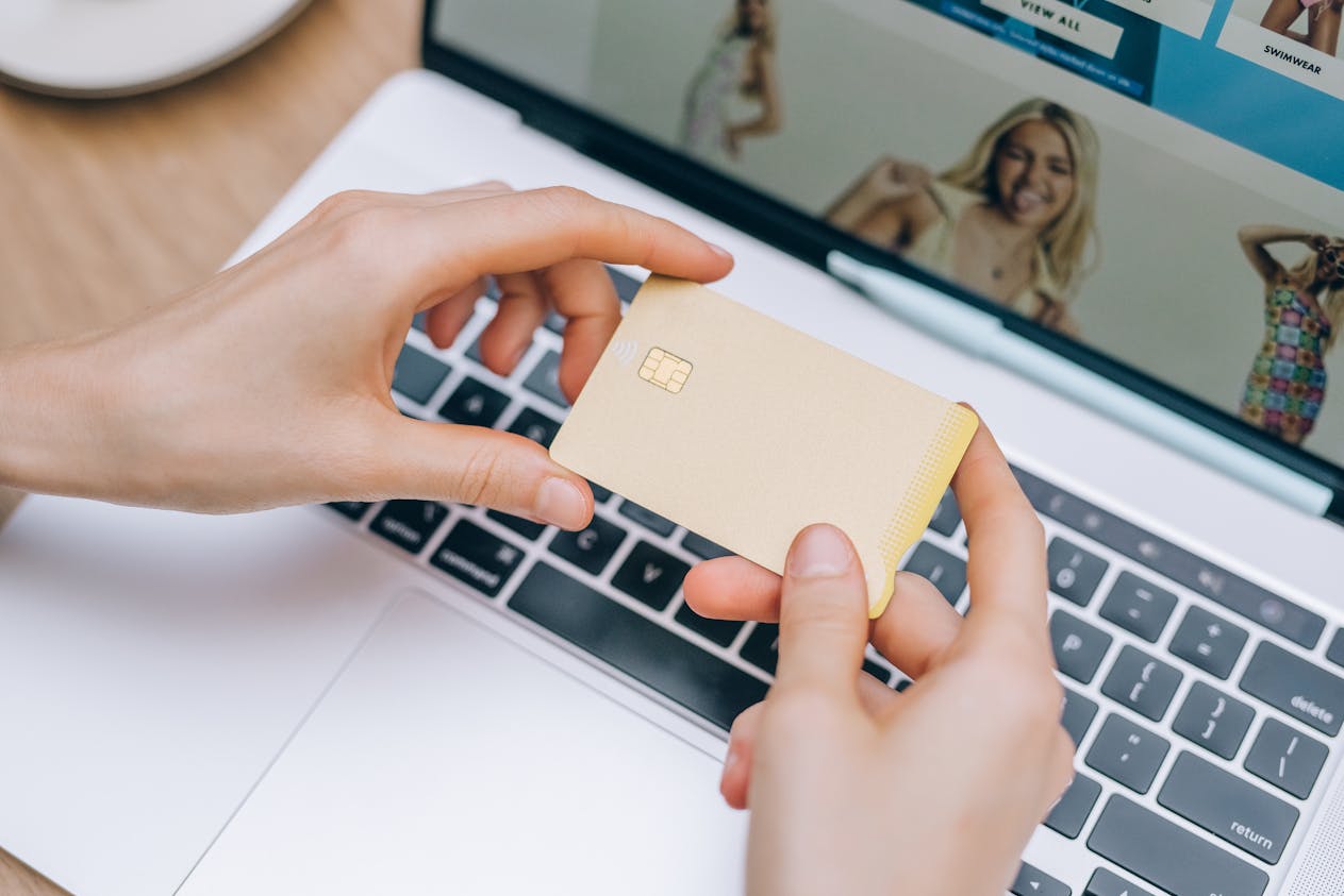 Credite Online: Soluția Rapidă și Eficientă pentru Nevoile Financiare Imediate