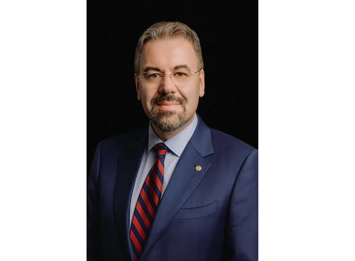 Leonardo Badea¸ Prim-viceguvernator BNR: Decalajul Azazel, când tehnologia poate avansa mai repede decât capacitatea societății de a o guverna